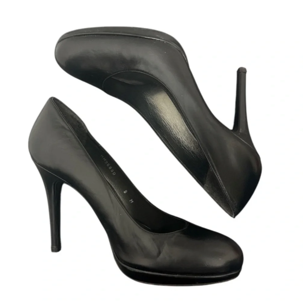 Authentic Stuart Weitzman designer black leather heels pumps sz 8